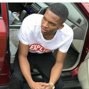 Meet your Posher, Charles